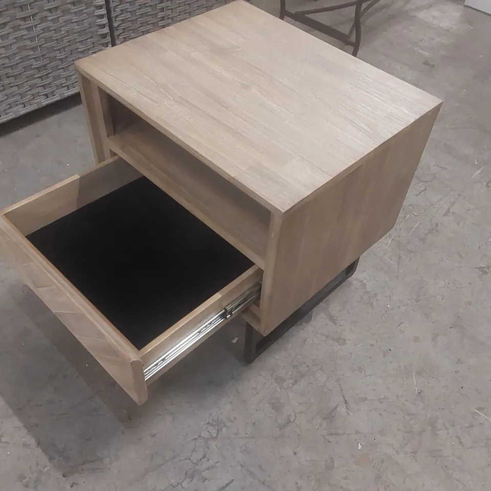 55CM W SOLID WOOD BEDSIDE TABLE