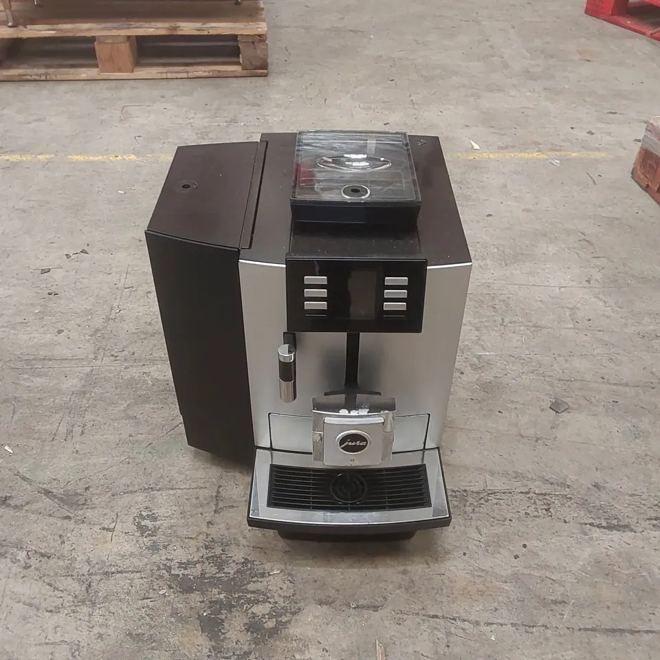 JURA JX8 PLATINUM COFFEE MACHINE