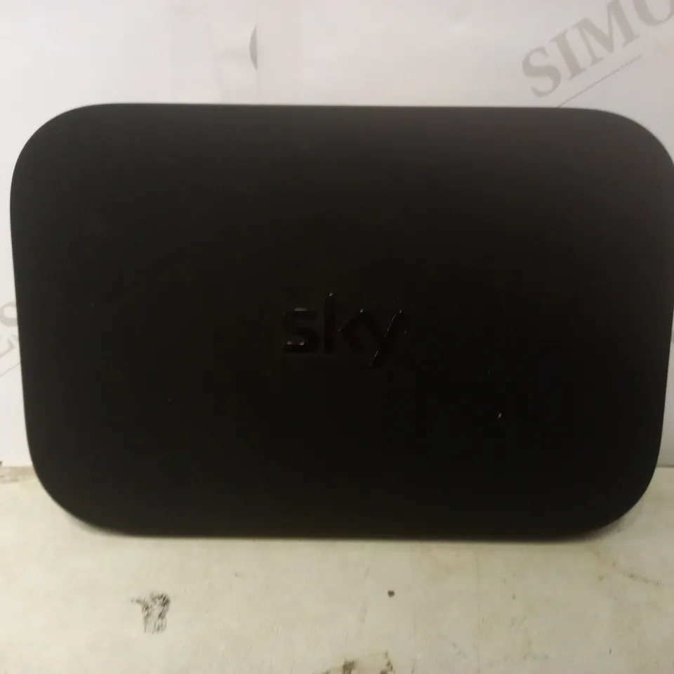 SKY EM150 Q MINI BOX