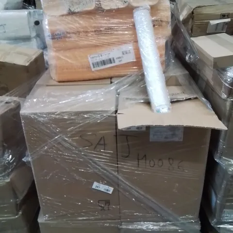 PALLET CONTAINING LARGE QUANTITY OF PAPER CUPS AND POLYSTYRENE FOOD CONTAINERS 