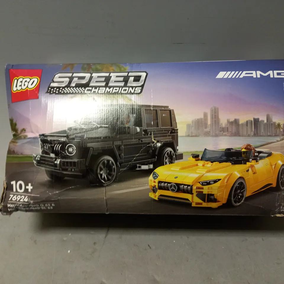 BOXED LEGO SPEED CHAMPIONS AMG 76924