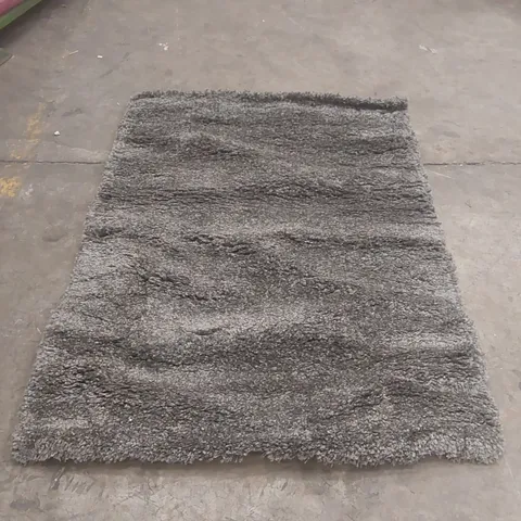 GREY SHAGGY RUG, RECTANGULAR APPROXIMATELY 165 X 120CM