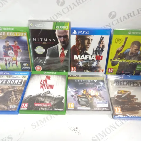 APPROXIMATELY 50 ASSORTED VIDEO GAMES FOR VARIOUS CONSOLES TO INCLUDE CYBERPUNK 2077, DAYS GONE, WRECKFEST ETC