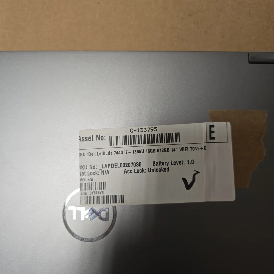 DELL LATITUDE 7440 LAPTOP – I7, 16GB RAM, 512GB SSD, 14" DISPLAY – SILVER