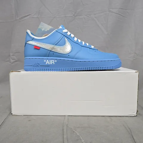 BOXED PAIR OF NIKE AIR FORCE 1 '07 OFF WHITE SHOES IN BLUE/SILVER SIZE UK 8