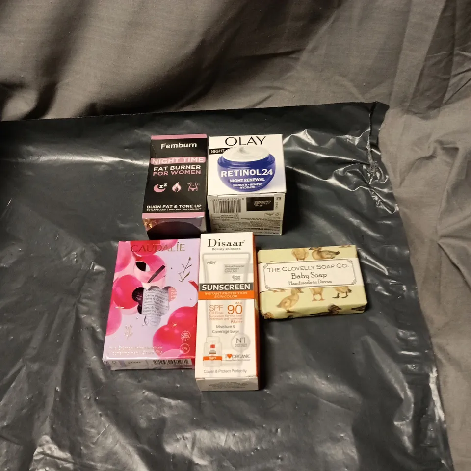 APPROXIMATELY 20 ASSORTED COSMETIC ITEMS INCLUDING OLAY RETINOL 24 NIGHT, BABY SOAP, SPF MAX 90 SUNSCREEN, FEMBURN FAT BURNER, CAUDALIE HAND CREAM TRIO