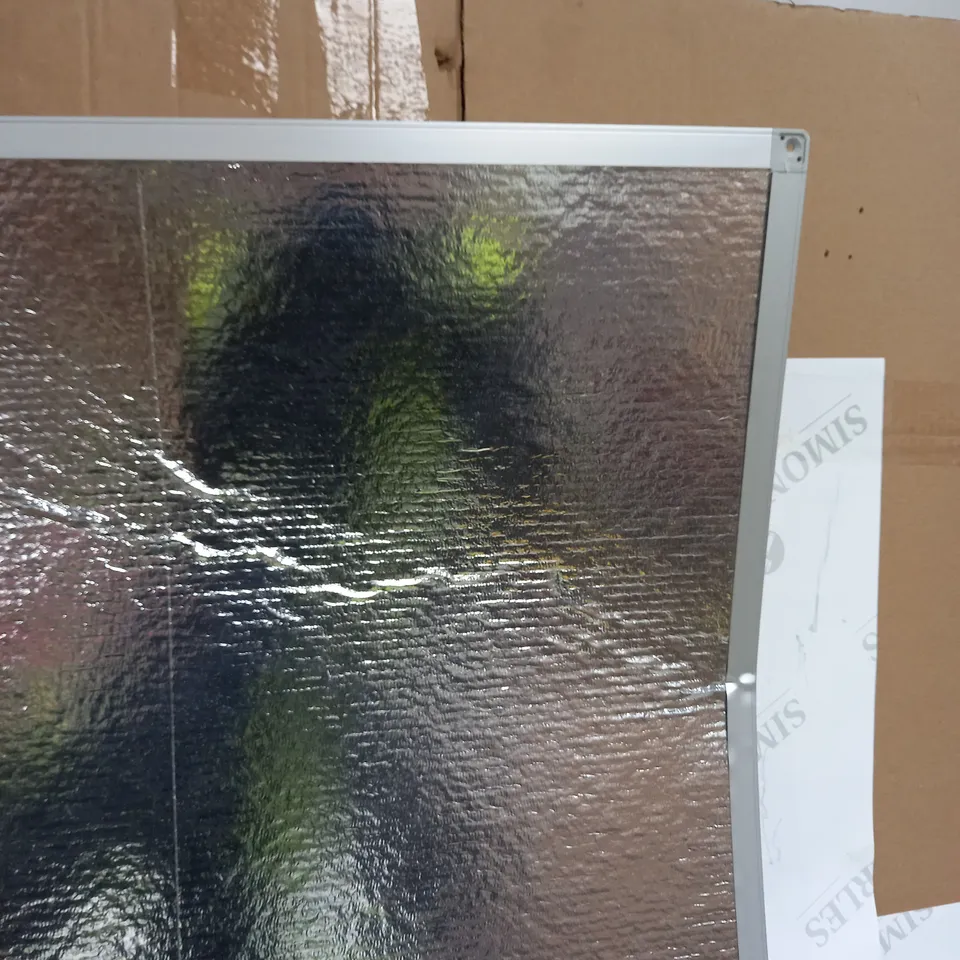 BOARDSPLUS MAGNETIC WHITEBOARD - ALUMINIUM FRAME 90X60CM