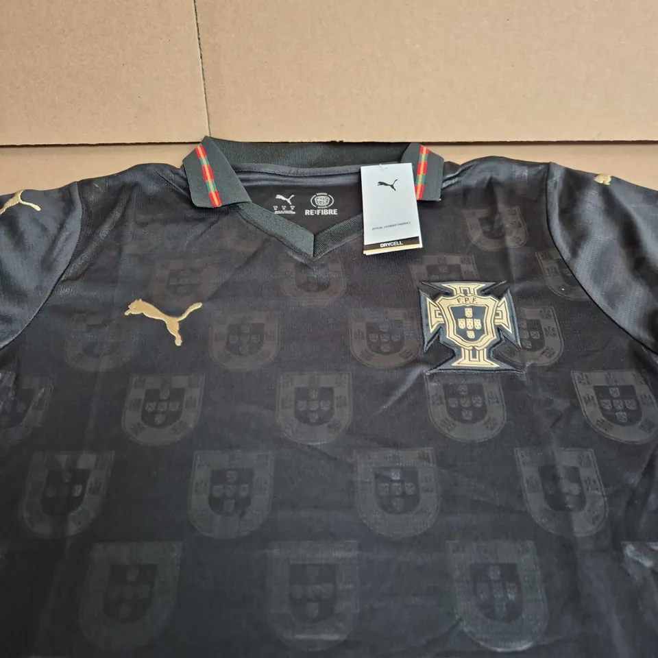 PORTUGAL NATIONAL FOOTBALL TEAM SHIRT – PUMA – SIZE M