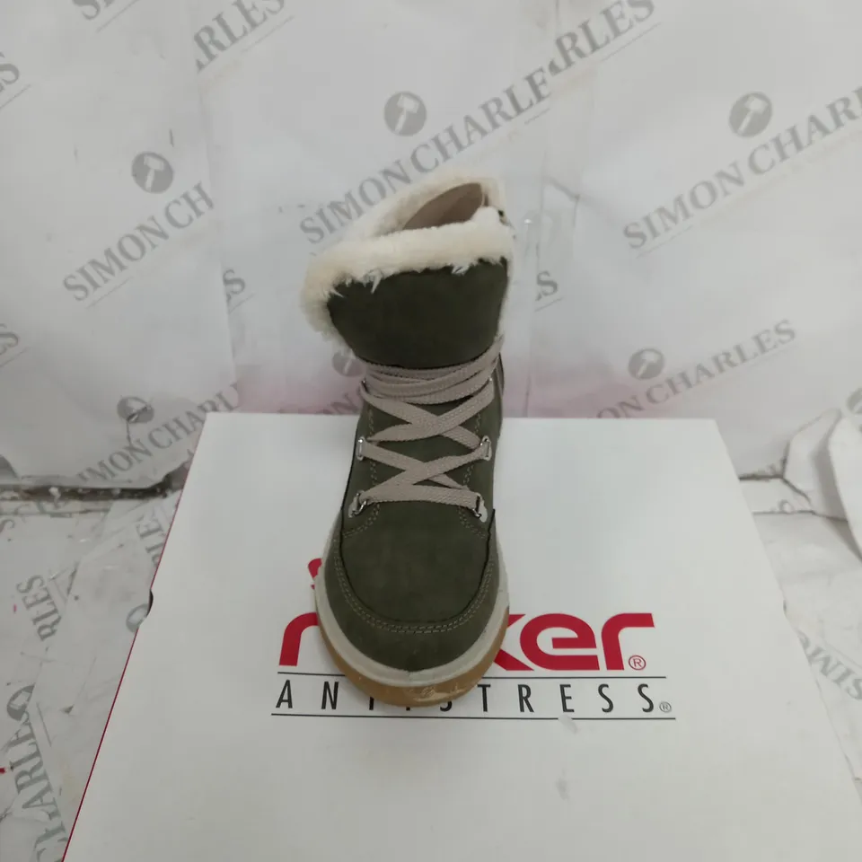BOXED RIEKER ANTISTRESS WARM HIKING BOOTS, KHAKI - SIZE 4