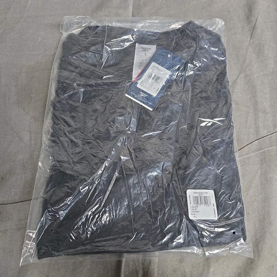 BAGGED REEBOK ARNIE MUSCLE TEE IN BLACK - LARGE