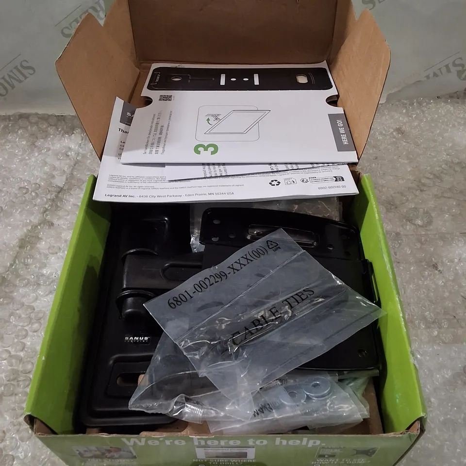 BOXED SANUS FULL-MOTION TV WALL MOUNT F107D-B2 (13"–40")