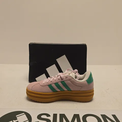ADIDAS WOMEN'S PINK SUEDE TRAINERS WITH GREEN STRIPES – GUM SOLE SIZE UK 3.5