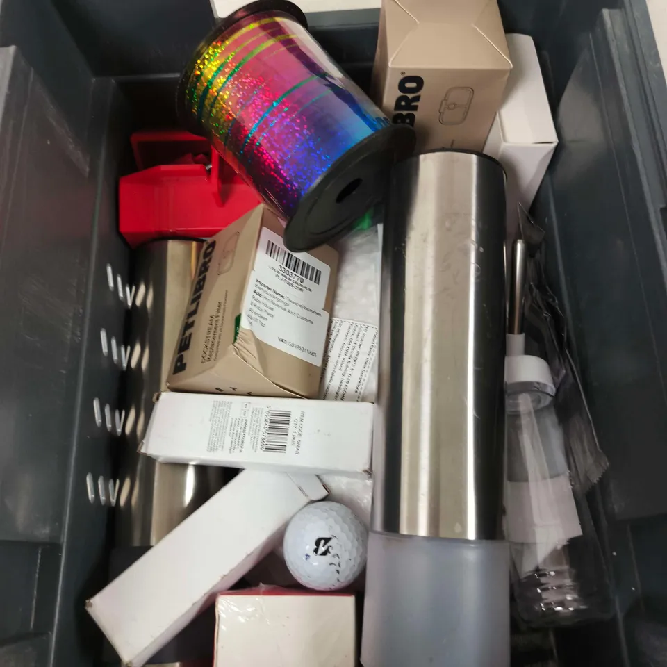 APPROXIMATELY 15 ASSORTED HOUSEHOLD PRODUCTS TO INCLUDE RUST REMOVER, GIFT DECOR, LED LIGHT POST ETC