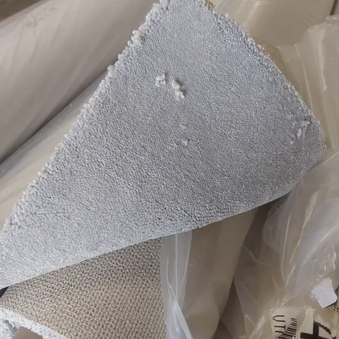 ROLL OF QUALITY ED HEARTLAND FRANKLEY CARPET - APPROXIMATELY 2 x 5m