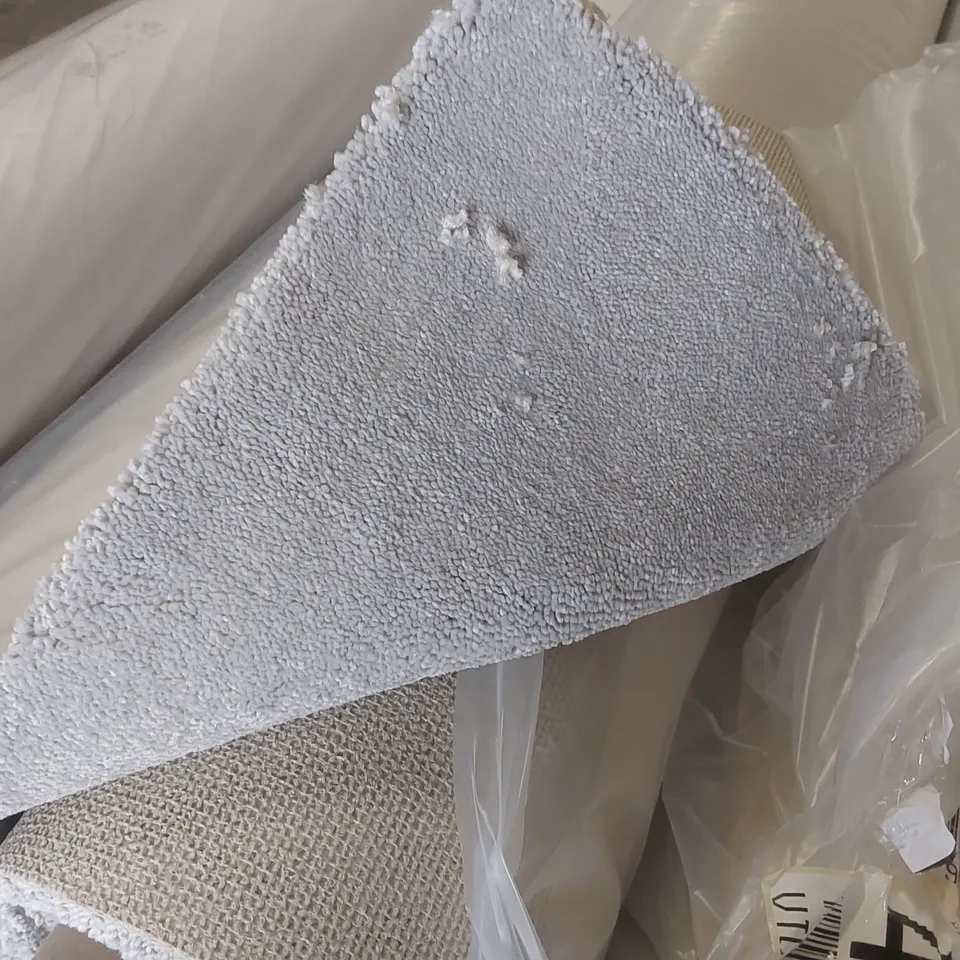 ROLL OF QUALITY ED HEARTLAND FRANKLEY CARPET - APPROXIMATELY 2 x 5m