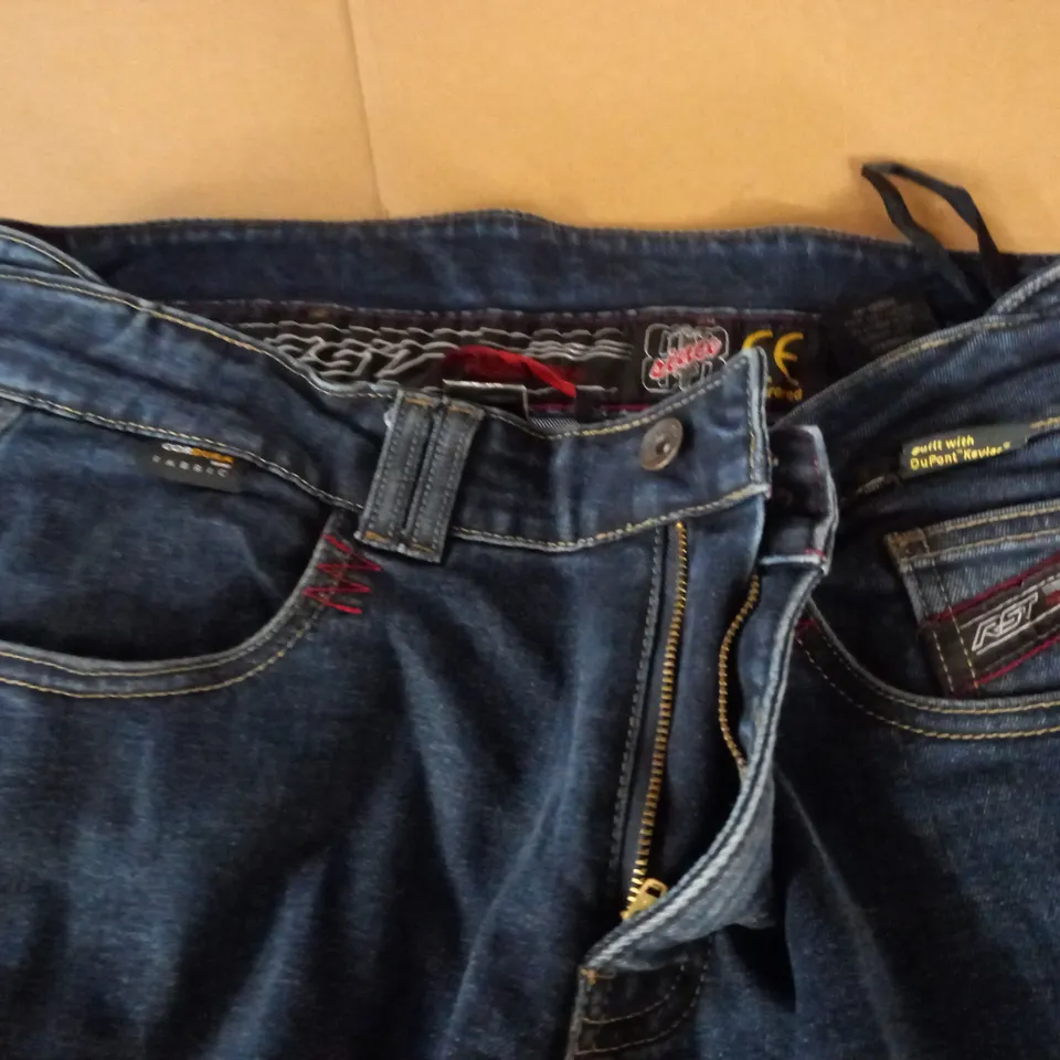 RST PROTECTIVE MOTORCYCLE JEANS - W32
