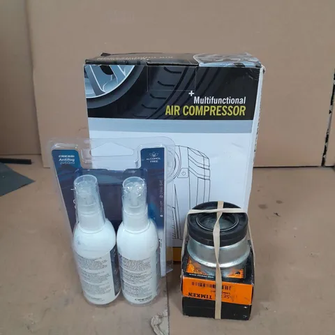 BOX OF ASSORTED CAR ITEMS TO INCLUDE AIR COMPRESSOR - ANT IFOG SPRAY - LERNER PLATE / COLLECTION ONLY