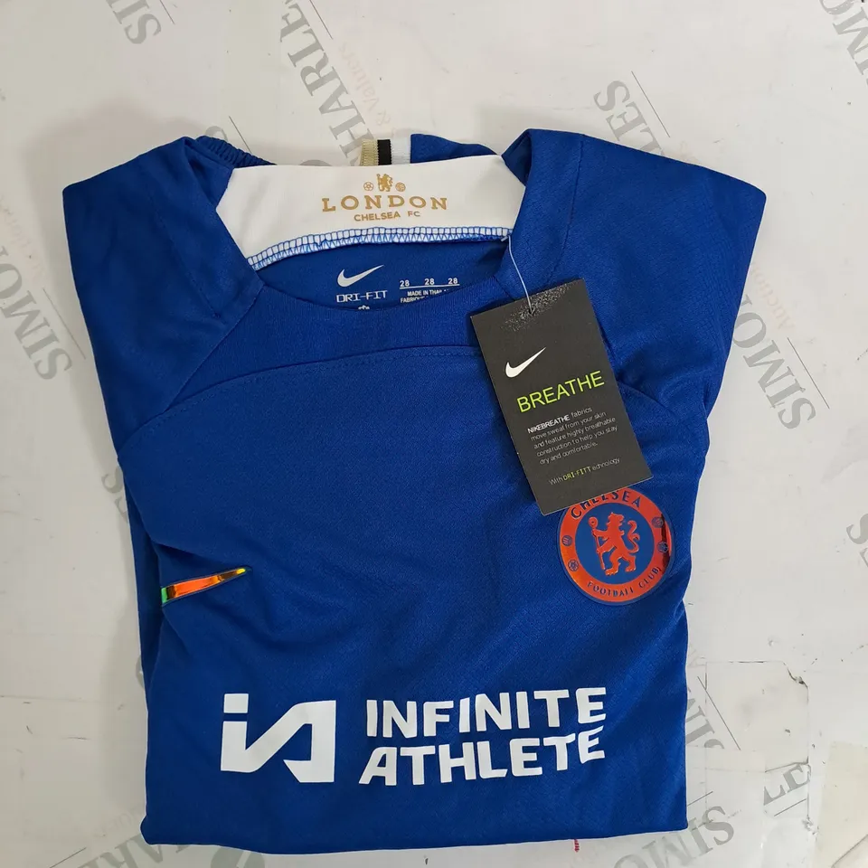 CHELSEA FOOTBALL CLUB INFANT HOME SHIRT AND SHORTS SET SIZE 28 