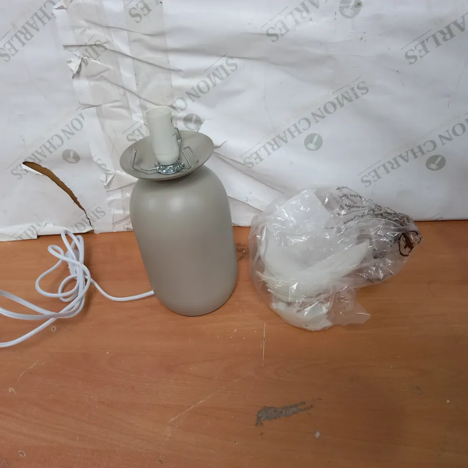NOTTI METAL TABLE LIGHT RRP £40