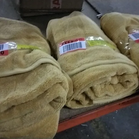 THREE CHRISTY CHROMA 100% COTTON TOWELS GOLD