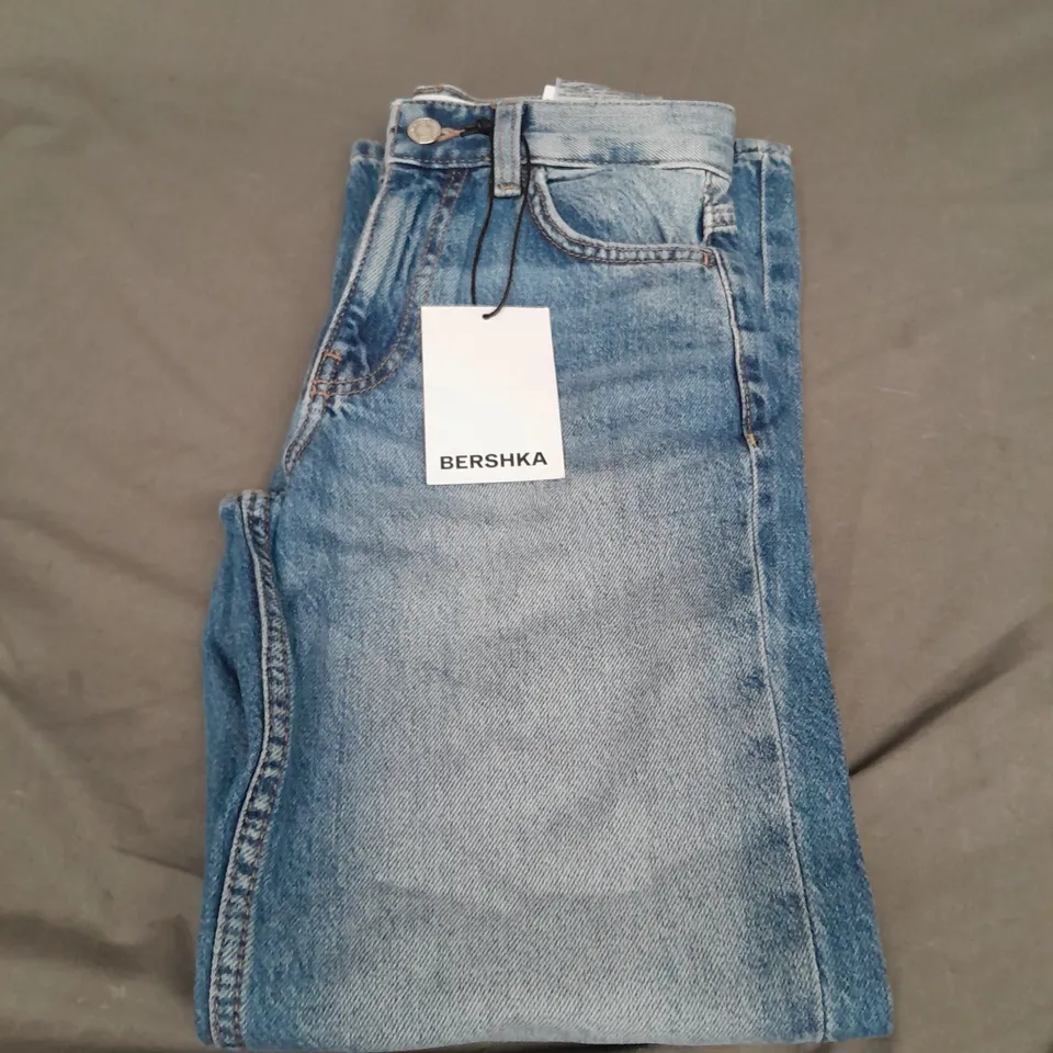 BERSHKA PALE BLUE DENIM JEANS SIZE 10-12 