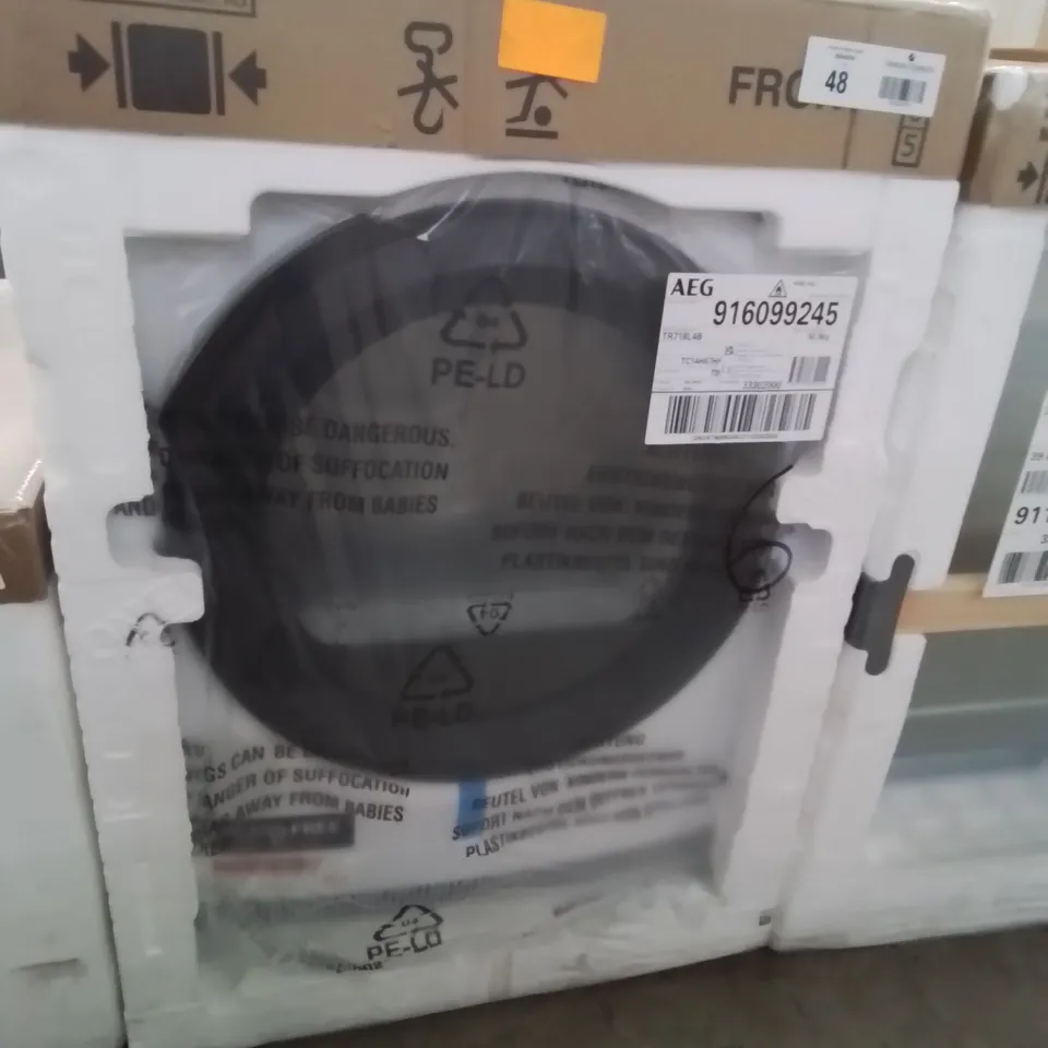 AEG 7000 TR718L4B HEAT PUMP TUMBLE DRYER, 8KG LOAD, WHITE RRP £584