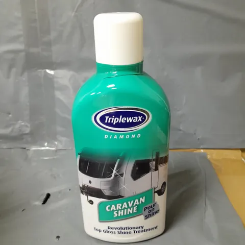 LOT OF 6 BOTTLES OF TRIPLEWAX CARAVAN POUR ON SHINE - 1L PER BOTTLE