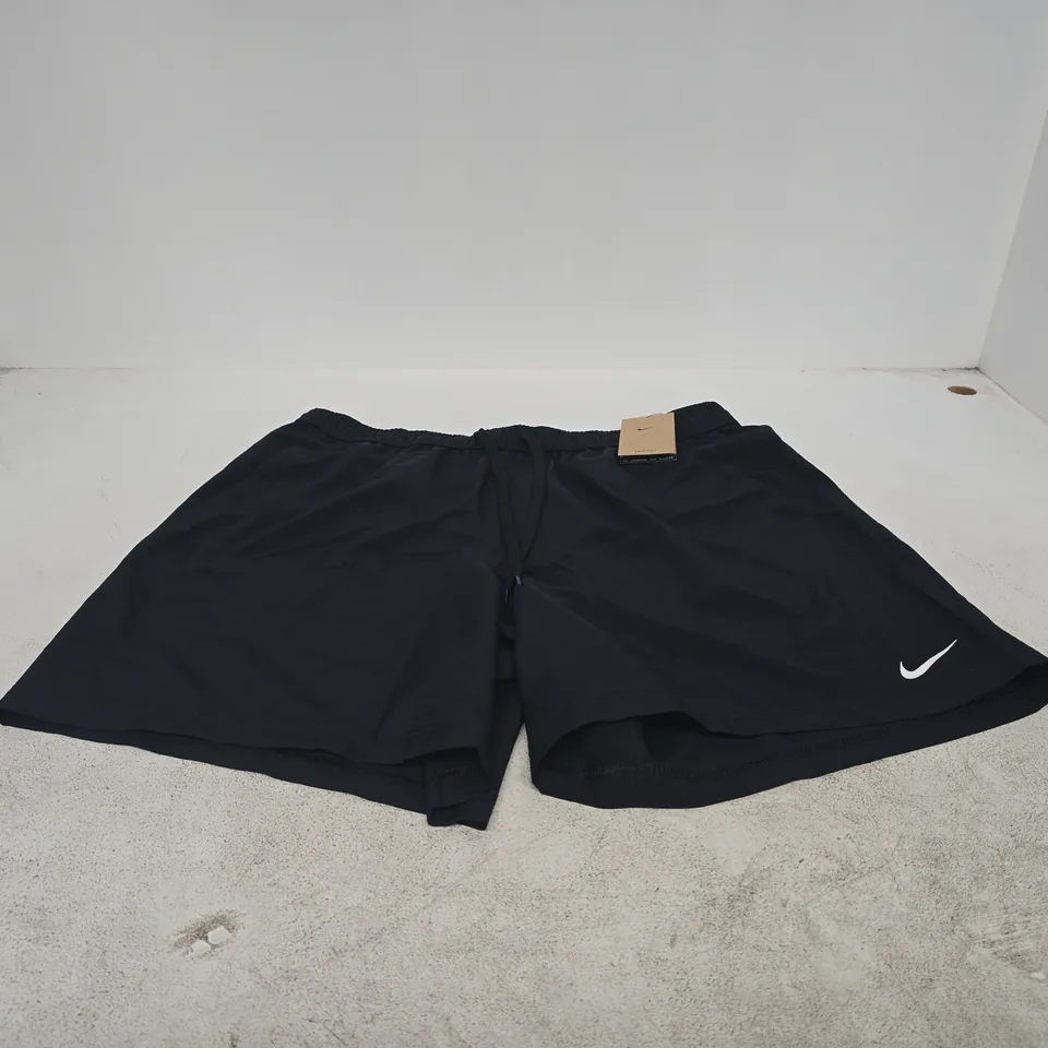 NIKE MEN'S BLACK TRAINING SHORTS – XL