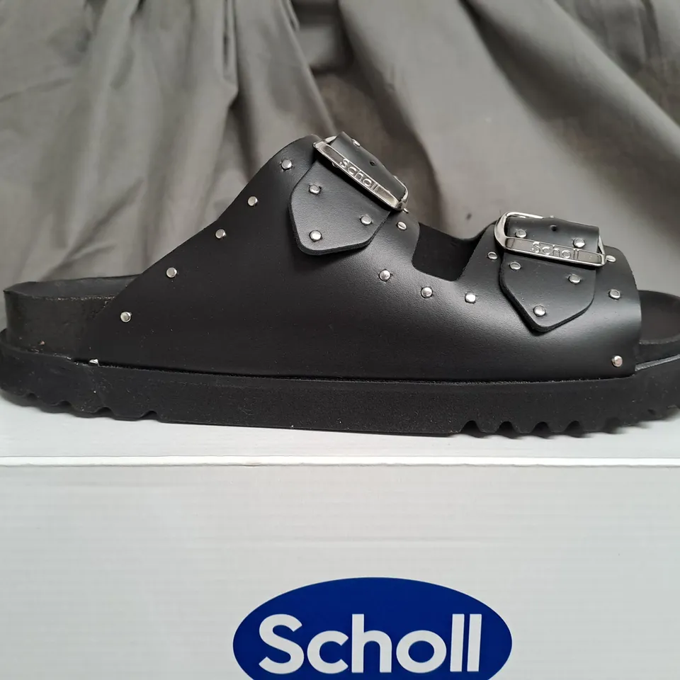 BOXED SCHOLL RAISED BLACK OPEN TOE SANDALS - SIZE 7