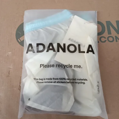 BAGGED ADANOLA LIGHTWEIGHT RIPSTOP DOUBLE LAYER SHORTS IN MARSHMALLOW WHITE - MEDIUM