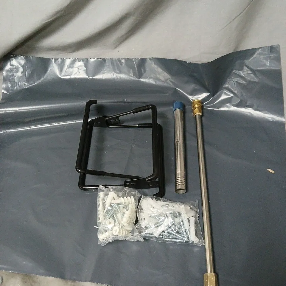 APPROXIMATELY 15 x ASSORTED TOOLS/EQUIPMENT/PARTS ITEMS