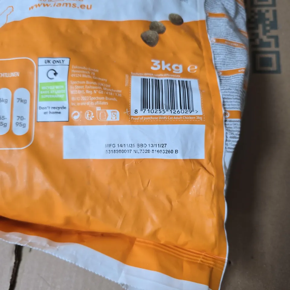 IAMS 1+YEARS WITH FRESH CHICKEN CAT FOOD 3KG