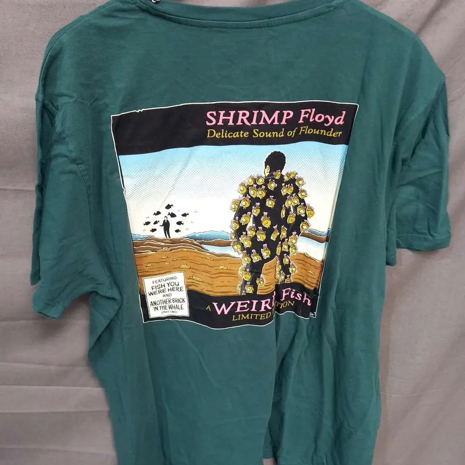 WEIRDFISH FOREST GREEN SHRIMP FLOYD HERITAGE WASH ARTIST TEE SIZE 2XL