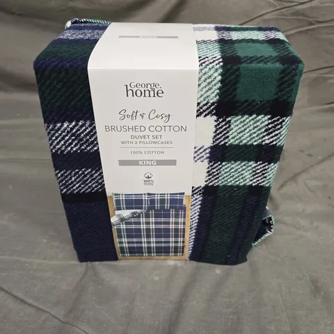 SOFT & COSY BRUSHED COTTON DUVET SET IN TARTAN DESIGN IN NAVY MULTI - KING