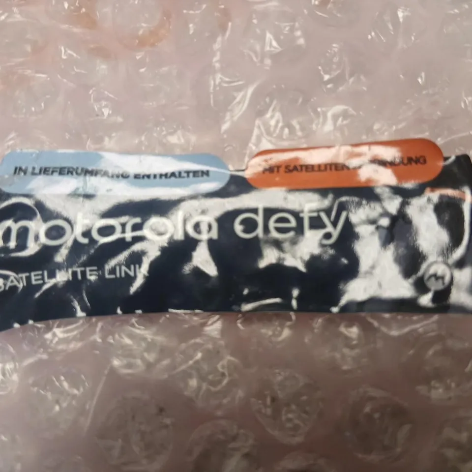 DEFY SATELLITE LINK BM3A01 (MOTOROLA) – PORTABLE SATELLITE COMMUNICATOR