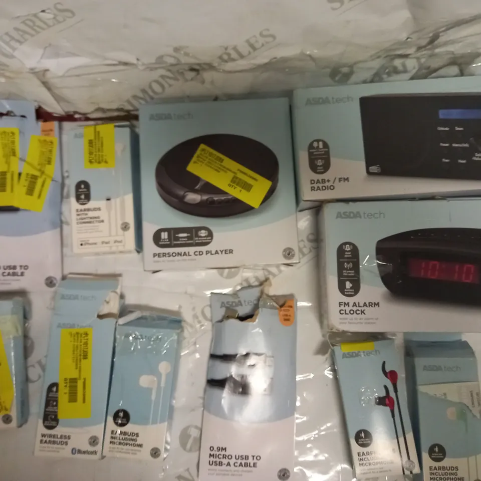 LOT OF 11 TO INCLUDE ASDA TECH FM ALARM CLOCK, USB CABLES , ECT.