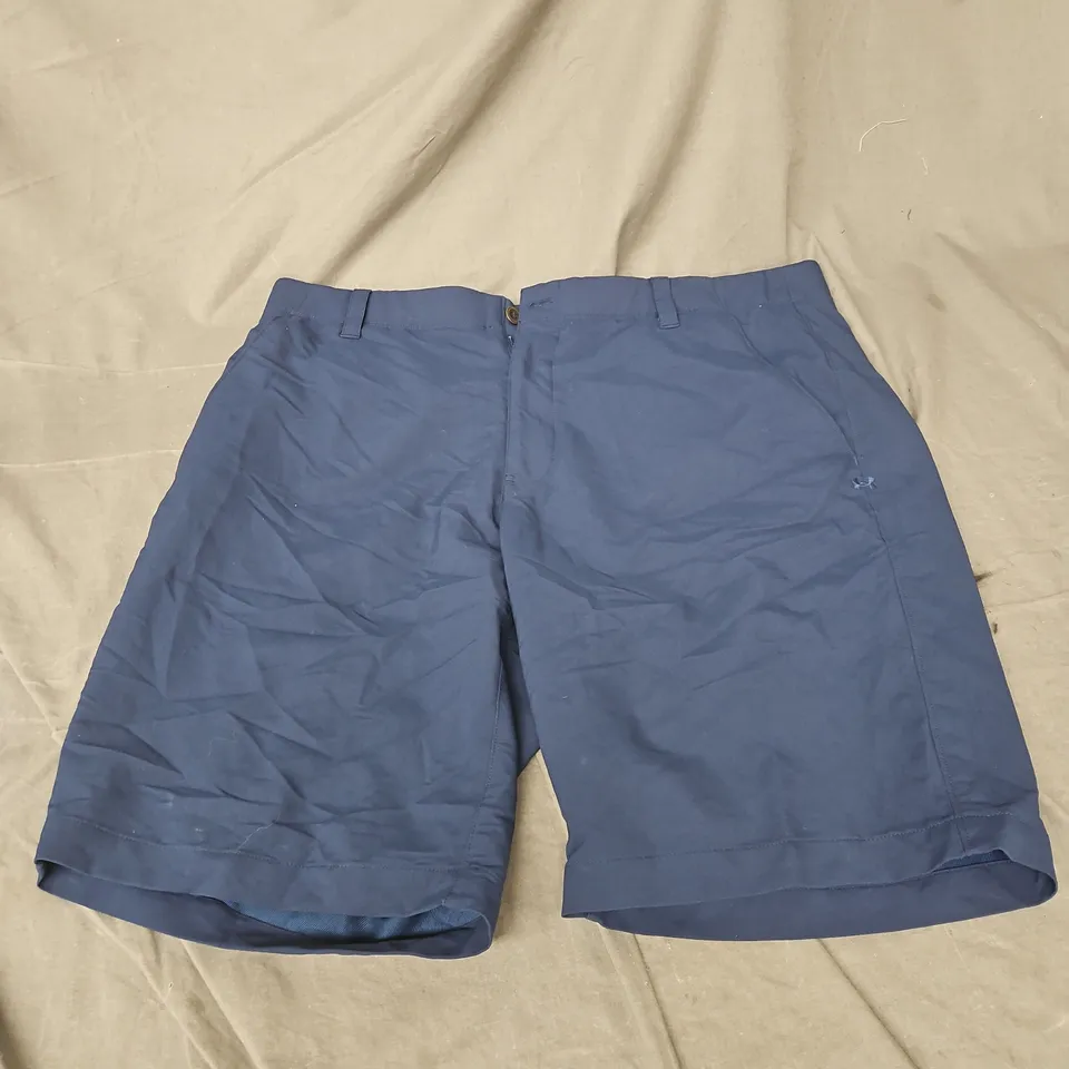 UNDER ARMOUR SHORTS IN NAVY SIZE 38
