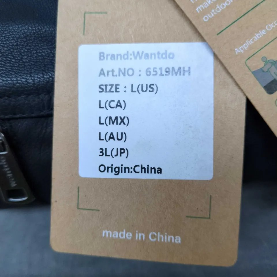 WANTDO BLACK HOODED JACKET – UK L (US L) – UNISEX