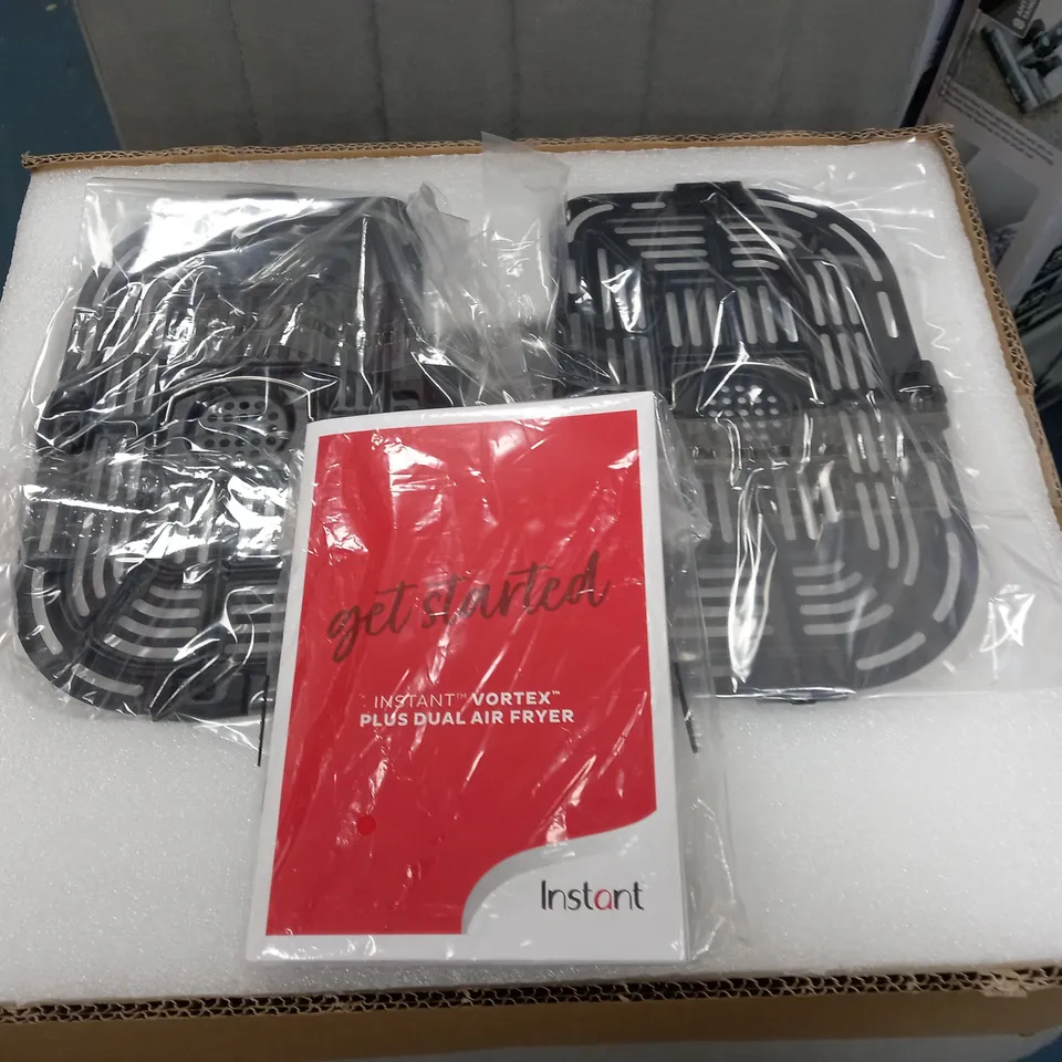 BOXED INSTANT VORTEX 8 IN 1 DUAL AIR FRYER 7.6