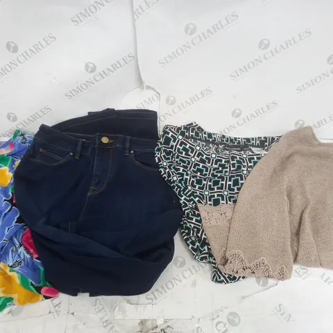 BOX OF APPROX 20 ASSORTED CLOTHING ITEMS TO INCLUDE -NINA LEONARD - TOGETHER - COCO BLANCO ECT