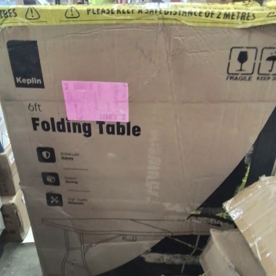 BOXED 6FT FOLDING TABLE