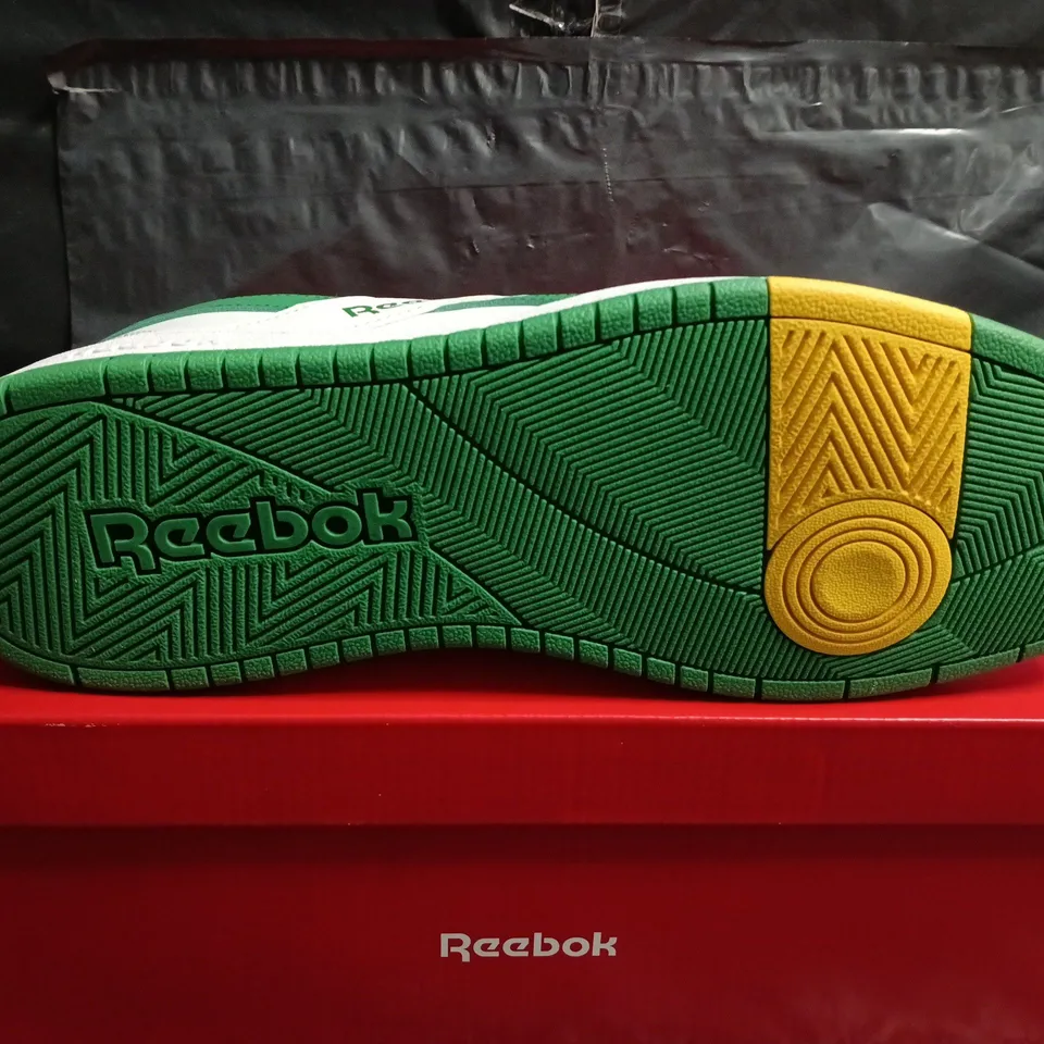 BOXED PAIR OF REEBOK BB 1000 UNISEX BASKETBALL SHOES - UK SIZE 11