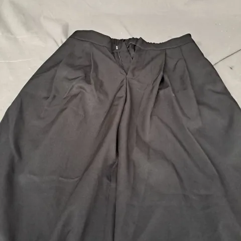 CIDER OVERSIZED TROUSERS IN BLACK - M