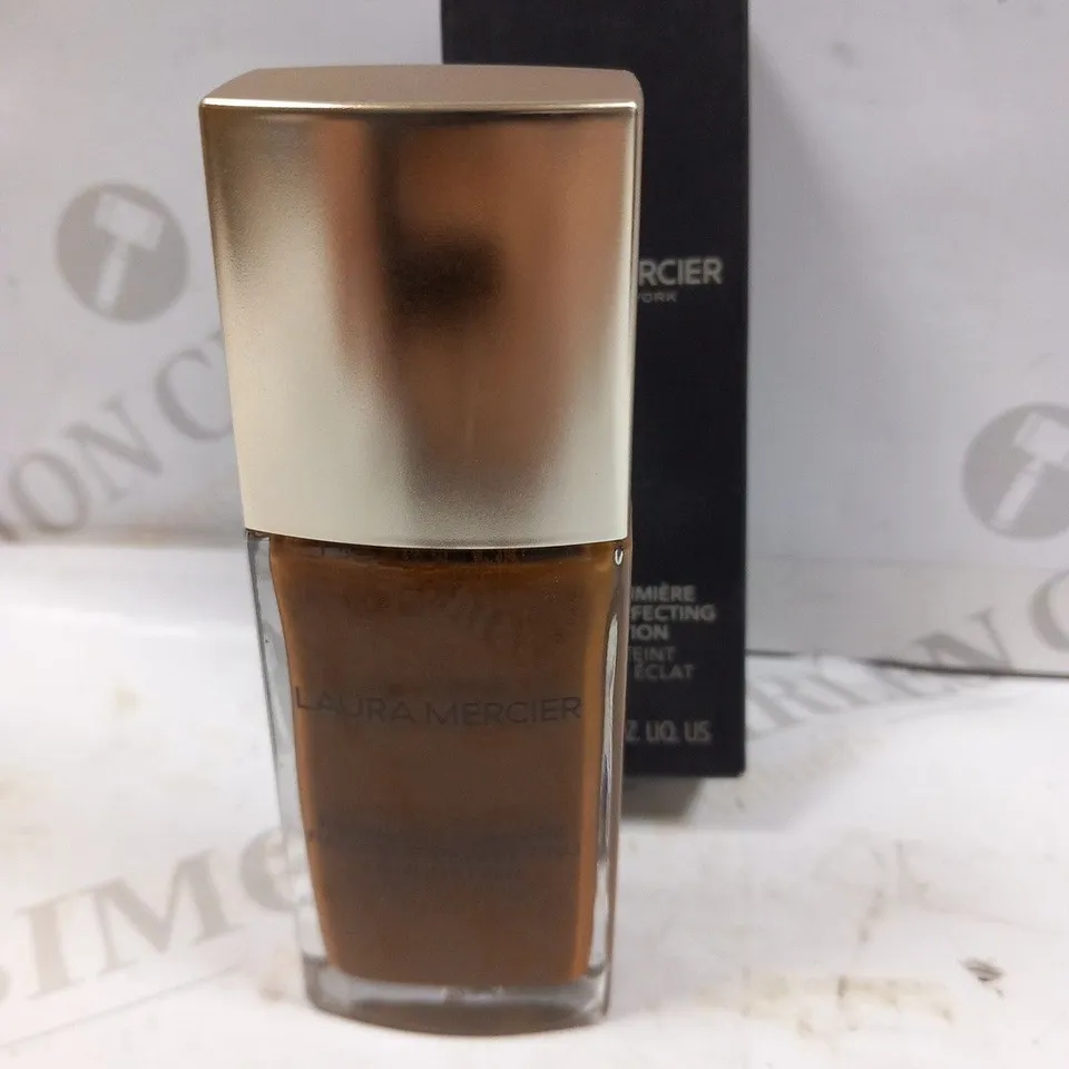4 BOXED LAURA MERICIER FLAWLESS LUMIERE RADIANCE PERFECTING FOUNDATION 30ML