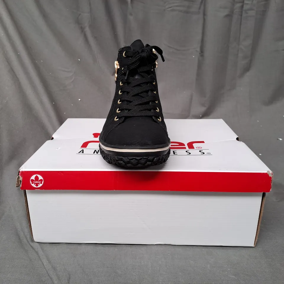 BOXED PAIR OF RIEKER WARM LINED BOOTIE IN BLACK SIZE 6.5