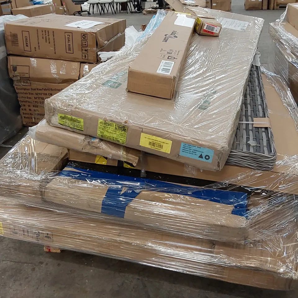 PALLET OF ASSORTED FURNITURE PARTS