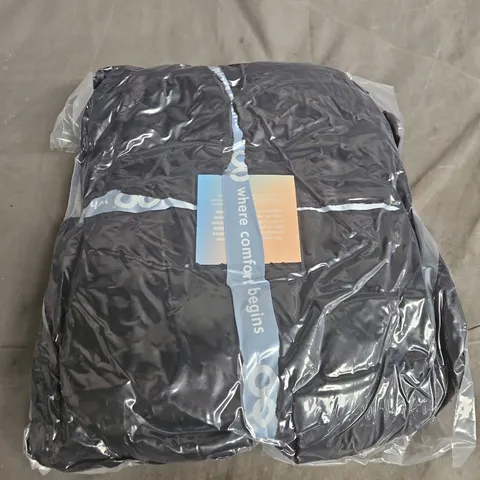 SEALED OODIE OVERSIZED HOODED BLANKET - NAVY