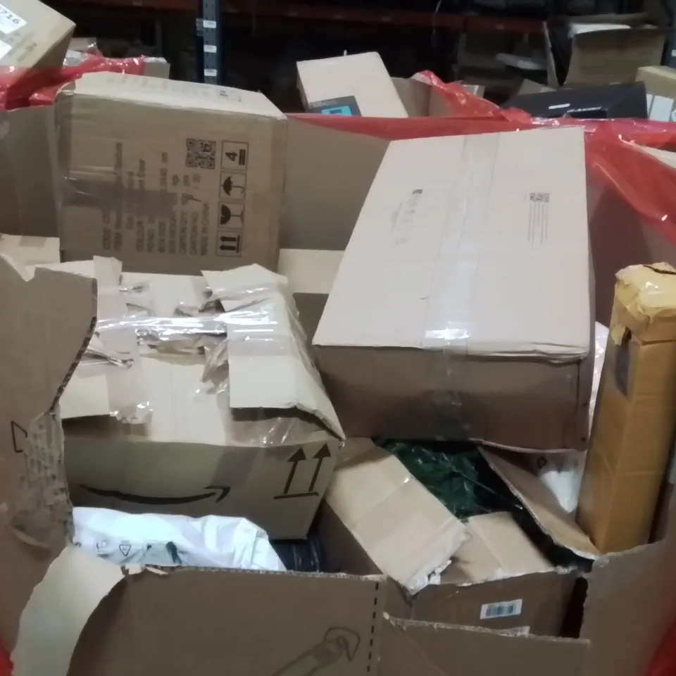 PALLET OF ASSORTED HOUSEHOLD GOODS AND PRODUCTS TO INCLUDE;LED SNOWMAN,DIP STANDS,RUG