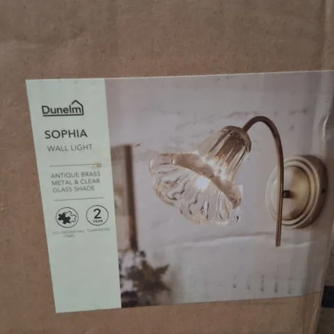 BOXED DUNELM SOPHIA WALL LIGHT – CLEAR GLASS FLORAL SHADE