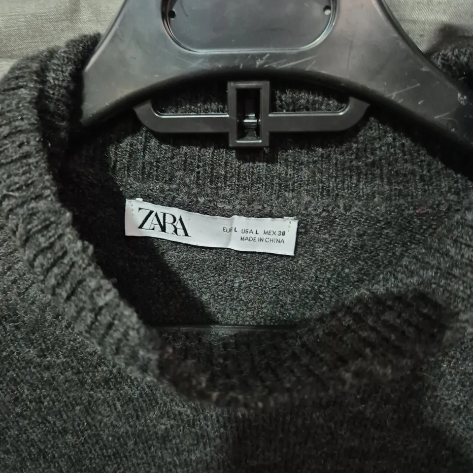 ZARA DARK GREY KNIT JUMPER – SIZE L (EU L, US L)